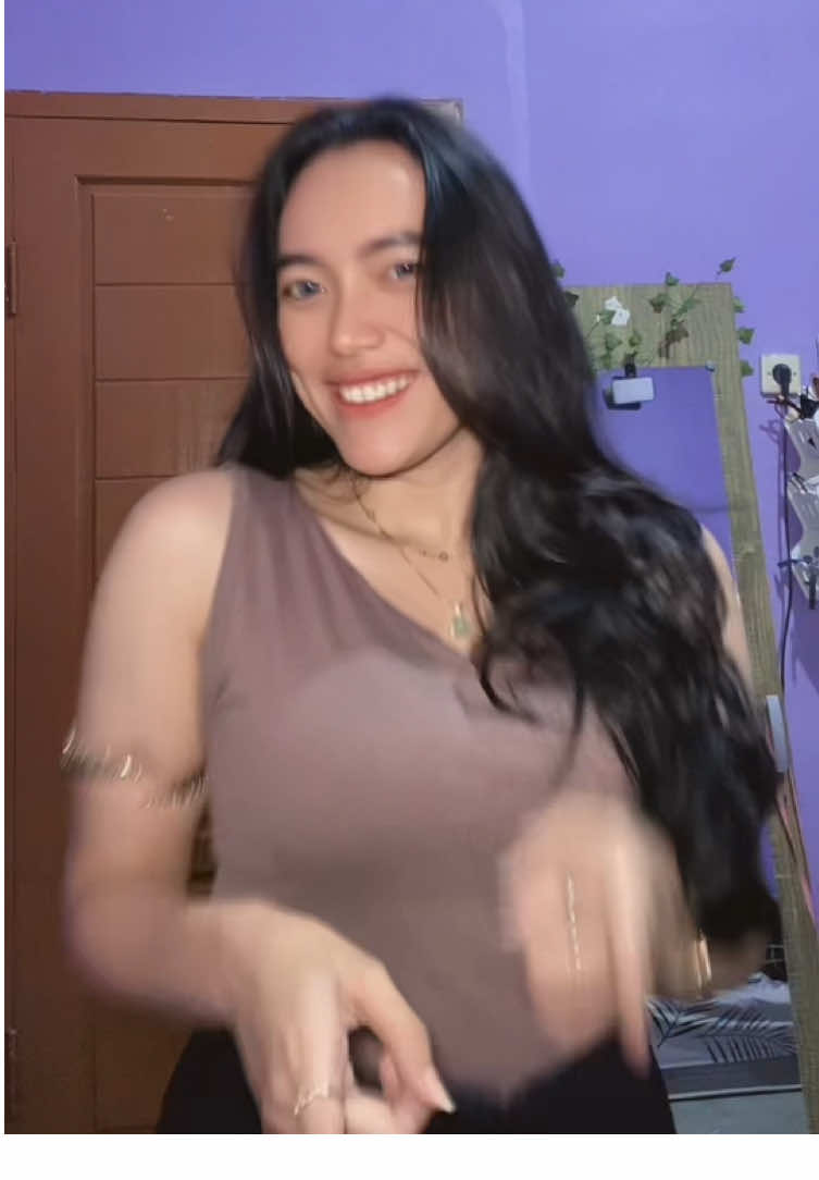 Diumur segini aku lebih suka koleksi accessories ketimbang cowo :p