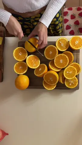 I always feel like the Amish when I make juice without anything electric haha #juicing #kitchengadgets #homemade #freshjuice #KitchenHacks #KitchenFinds #AmazonKitchenFinds
