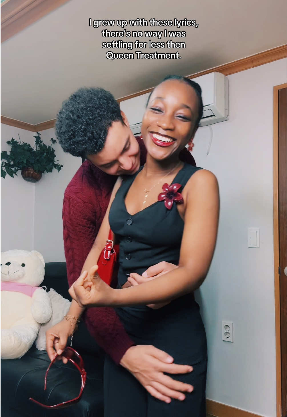 I said the lyrics! Not the artist or his relationship!  #matchingoutfits #jayandtracy #lovelanguage #afrobeat #relationshipgoals 