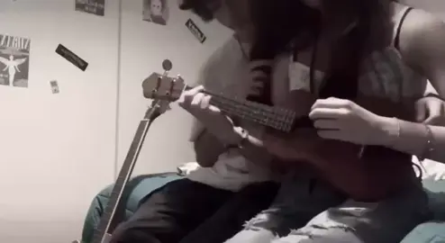 حب #عزف #ثنائي#كوبل #شعراء_وذواقين_الشعر_الشعبي🎸 #مالي_خلق_احط_هاشتاقات #fypシ 