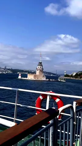 #türkiye🇹🇷🇹🇷🇹🇷 #📸 Bəzən bir foto, bəzən bir baxış – İstanbul səni gözləyir… Çünki hər kəsin bu şəhərdə bir iz buraxmağa haqqı var. 💫📷#türkiye🇹🇷🇹🇷🇹🇷 #🌊 