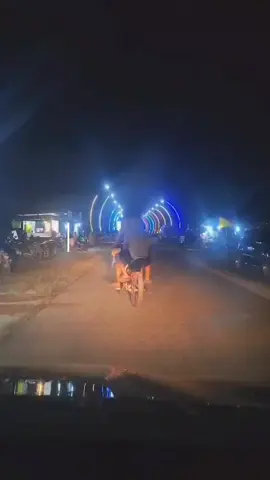 Desa Pangkalan Satu merupakan desa yang infrastruktur nya (Jalan Raya) yang harus diperhatikan oleh Pemerintah Setempat, sebab Jalan ini dapat mengakses ke Pelabuhan kumai lebih cepat. Keindahan Desa dan Kemajuan nya sangat pesat.  #desamenawan  #pangkalansatu  #kecamatankumai  #kotawaringinbarat  #desabinaan  #jalanrusak 