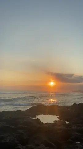 sunset on the beach#beach #pererenan #bali #fyp #foryou #foryoupage 