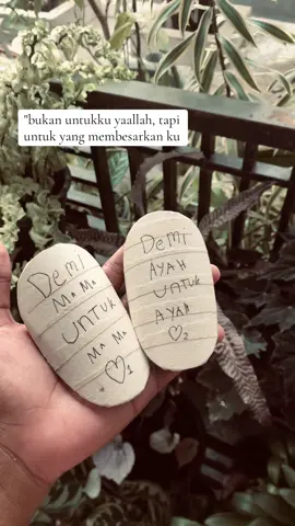 😇🤍#fyp #fypシ゚viral #sepakbolaindonesia #ibu#ayah