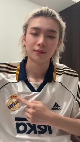 最近襟足が自我を持ち始めてきてます… 　　　　　　#冨田侑暉 #龍宮城 #04 