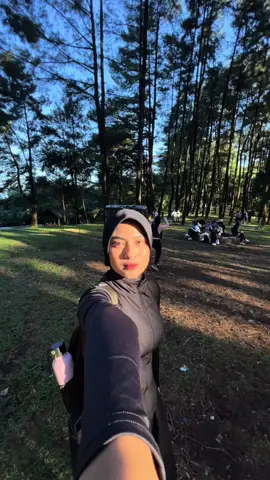 Spil dikit dulu @gnsalak_adventure #advanture #trekking 