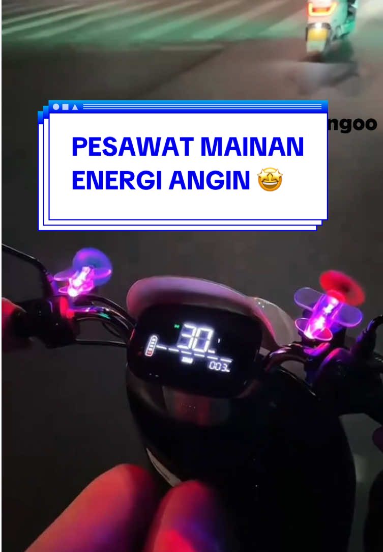 Dari sepeda sampai mobil, tinggal tempel langsung heboh! Pesawat energi angin — kecil, tapi bikin semua orang nengok. #kingoo #kingotoko  #pesawatterbang #pesawatenergiangin #pesawatangin  #pesawatlampu #MainanKendaraan #PesawatMuter #fyp 