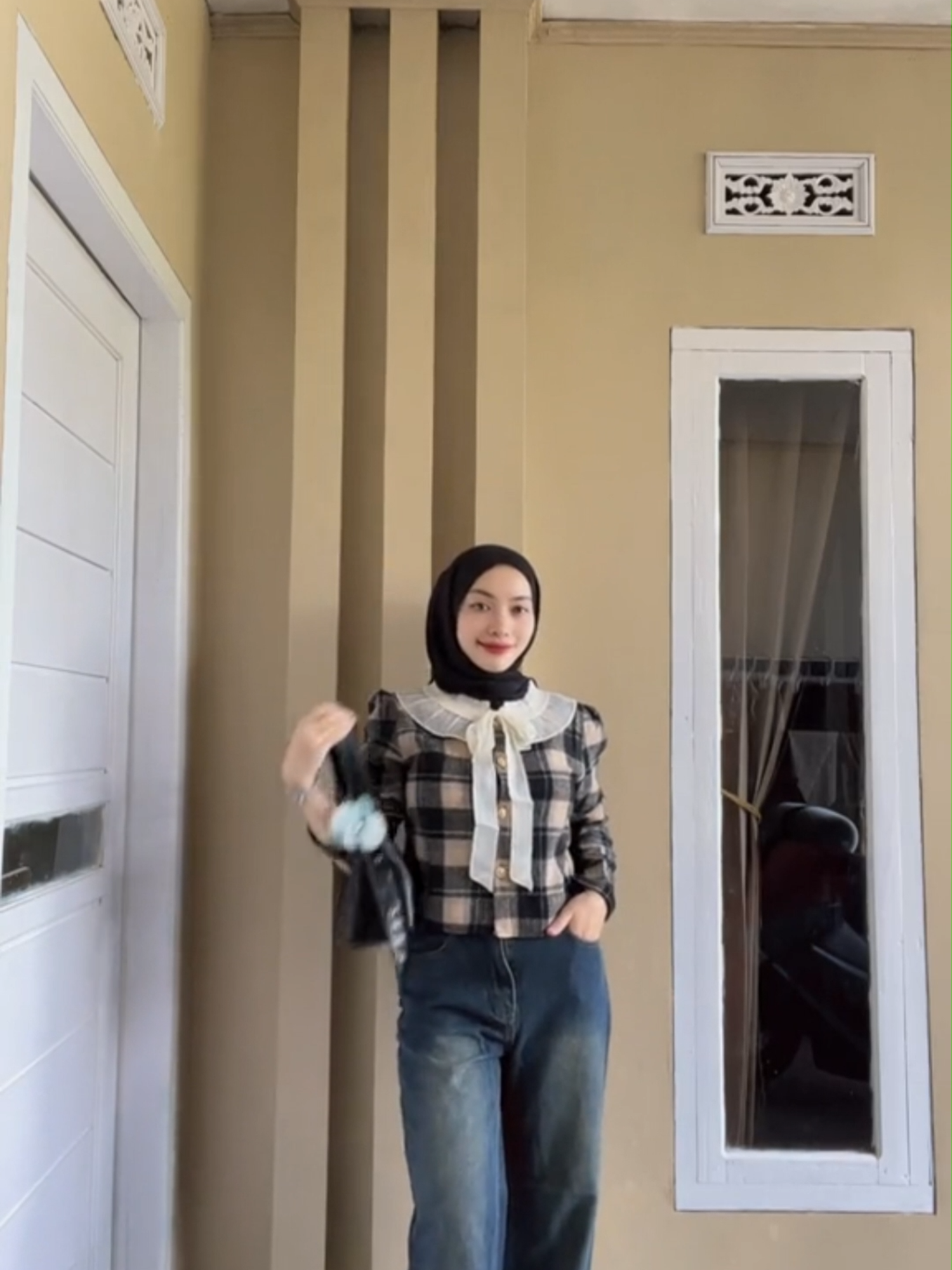cute cardi from @berynette.outfit  #berrynette #atasanwanita #atasanlucu #topwanita #blousewanita #cardiganoutfit #foryou #cardiganwanita