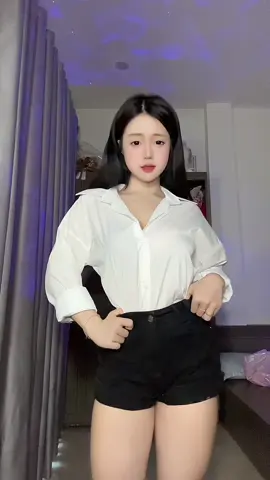 Công nhận trend này chưa ai qua được bà Trâm