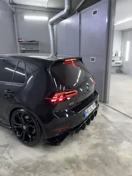  coldstart golf 7.5 gti tcr akrapovic 🖤🥷🏾 #TCR #GTI #mk7 #drivezone #fpy 