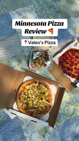 Try a new pizza place with me, Valeo’s Pizza in Bloomington, Minnesota! 🍕😋  Valeo’s has a huge menu with salads, pizzas, calzones, sandwiches and desserts.  Located at 📍 8409 Lyndale Ave S, Bloomington, MN 55420. They also just celebrate their 2 year anniversary so they so have many good promotions going on!  I am so glad I was able to make it over there, definitely recommend! @ValeosPizza #Foodie #minnesotaeats #mneats #restrauntreview #pizza #minneapolis #CapCut 