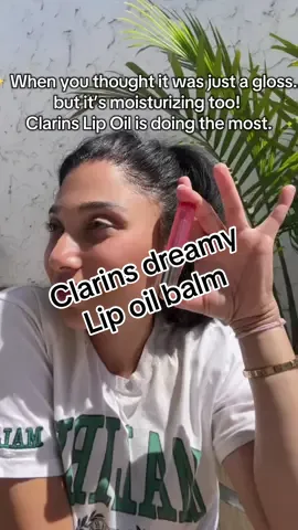 gifted by Clarins  Clarins Lip Oil balm : For lips that want hydration and main character energy @clarinsusa #ClarinsLipOil #LipOilObsessed #GlossyLips #HydratedLips #NoMakeupMakeup #GRWM #CleanGirlAesthetic #MakeupMustHave #SkincareMeetsMakeup #BeautyTok #ViralProduct #ThatGirlEssentials #EverydayGlam #SoftGlow #MakeupFavorites #LipOilReview #SelfCareRoutine #SkincareTikTok #MinimalMakeup #HydrationGoals @clarinsusa