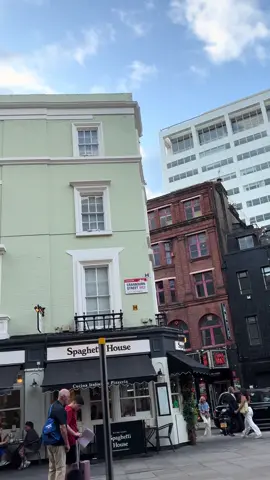 #summertrip #foryouu #travelvlogs #summervibe #londonuk🇬🇧 #londontravel 