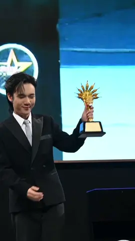 #ลีโอไมค์หมดหนี้ #ลีโอ #รับรางวัล #น้องร้องลูกทุ่งดาวรุ่งยอดเยี่ยมแห่งปี  
