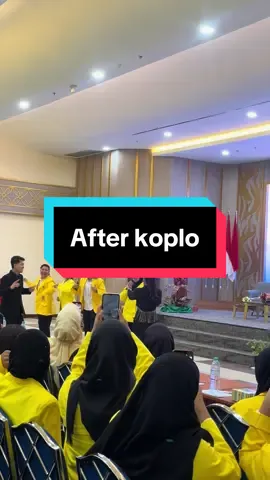 Semua akan koplo pada waktunya OSMB UT SURABAYA #fypシ゚viral #viraltiktok #osmb #maba #utsurabaya #fyp 