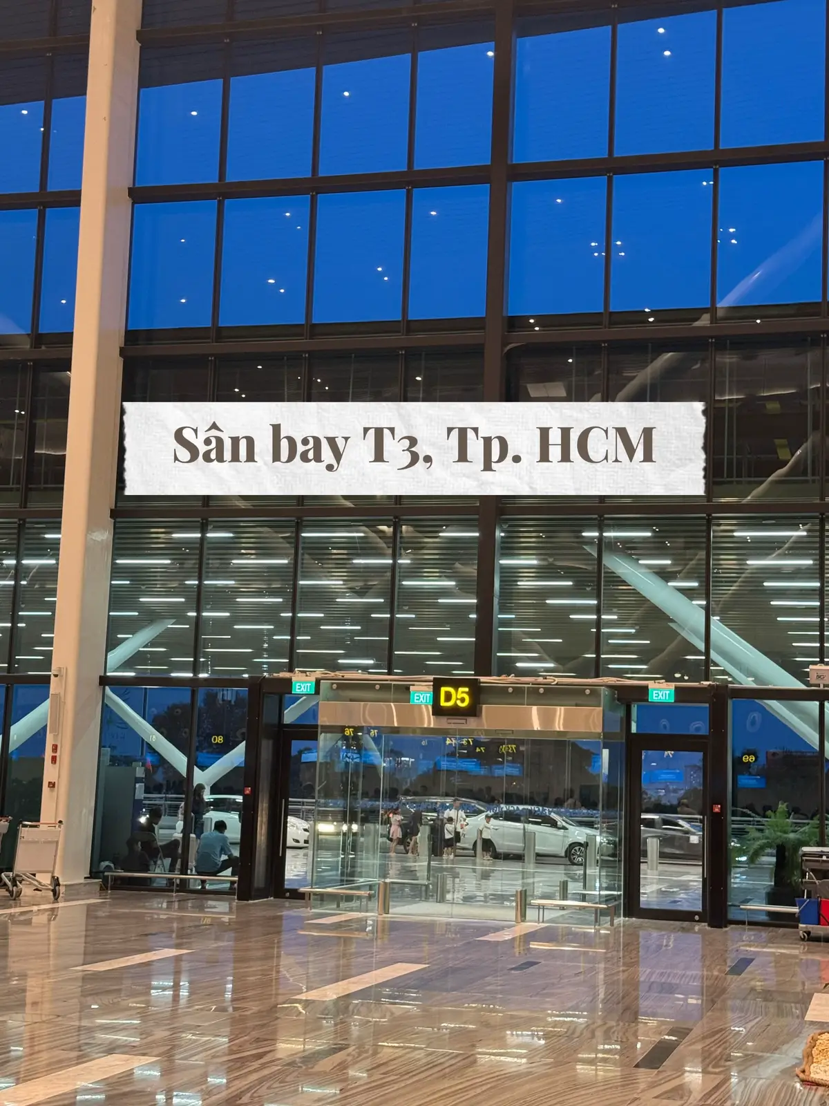 Lần đầu trải nghiệm Sân Bay T3. Đẹp vãi luôn ýyyy #chillingwithTrang #HealingwithTrang #xuhuongtiktok #xuhuong #sanbay #sanbaytansonnhat #sanbayt3 #sanbayt3tansonnhat 