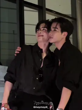 perthsanta cheek pose 😭😭😭😭😭😭😭😭😭😭 #perthsanta #perthppe #santapp #perthtanapon #santapongsapak #fyp #foryou 