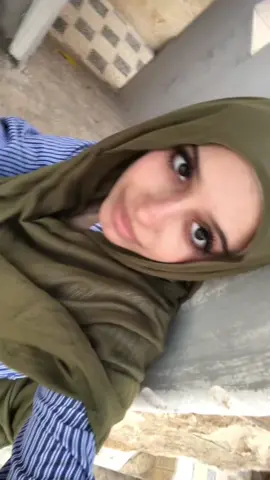 brb gna chain myself here #syria #hijabi #Summer 