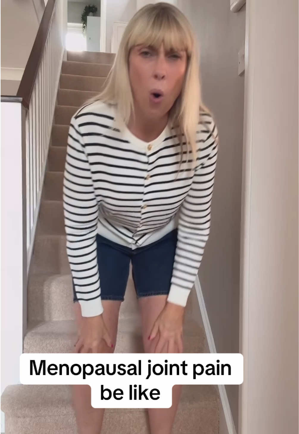 Menopausal joint pain is more common than you think. As estrogen levels drop, inflammation can increase, leading to stiffness, aches, and swelling—especially in the knees, hips, and hands. Learn how to manage symptoms with lifestyle changes, supplements, and medical support. #MenopauseAwareness #JointPainRelief #WomensHealth