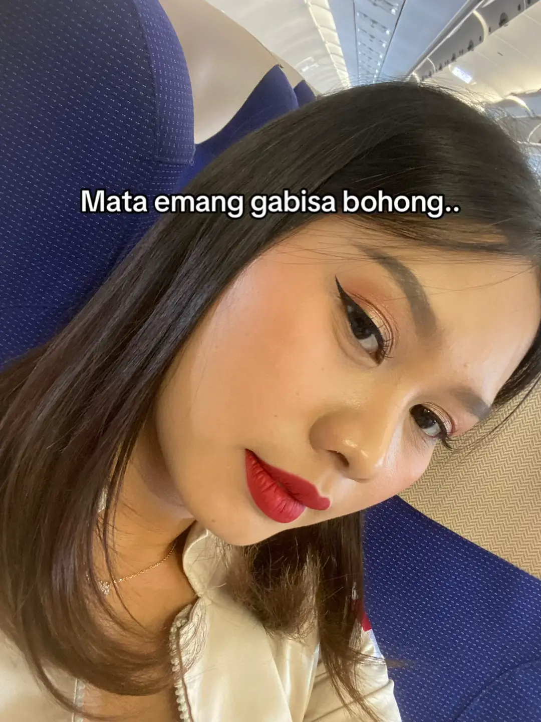 Cek boardingpas, screening pax Emergency Exit, monitor bagasi sweepingan 😵‍💫😵‍💫😵‍💫 #aviation #flightattendant #magicscan 