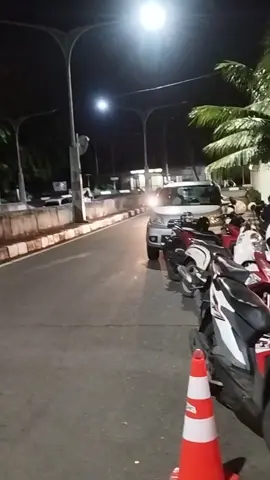 Yang suka nongkrong ngopi #tikungan. bisa jadi pilihan kamu lokasi di Kuta Alam tikungan samping mesjid Babul Taqwa Aspol Kita Alam #tikungan #wargatikungan #ngopi #nongkrong