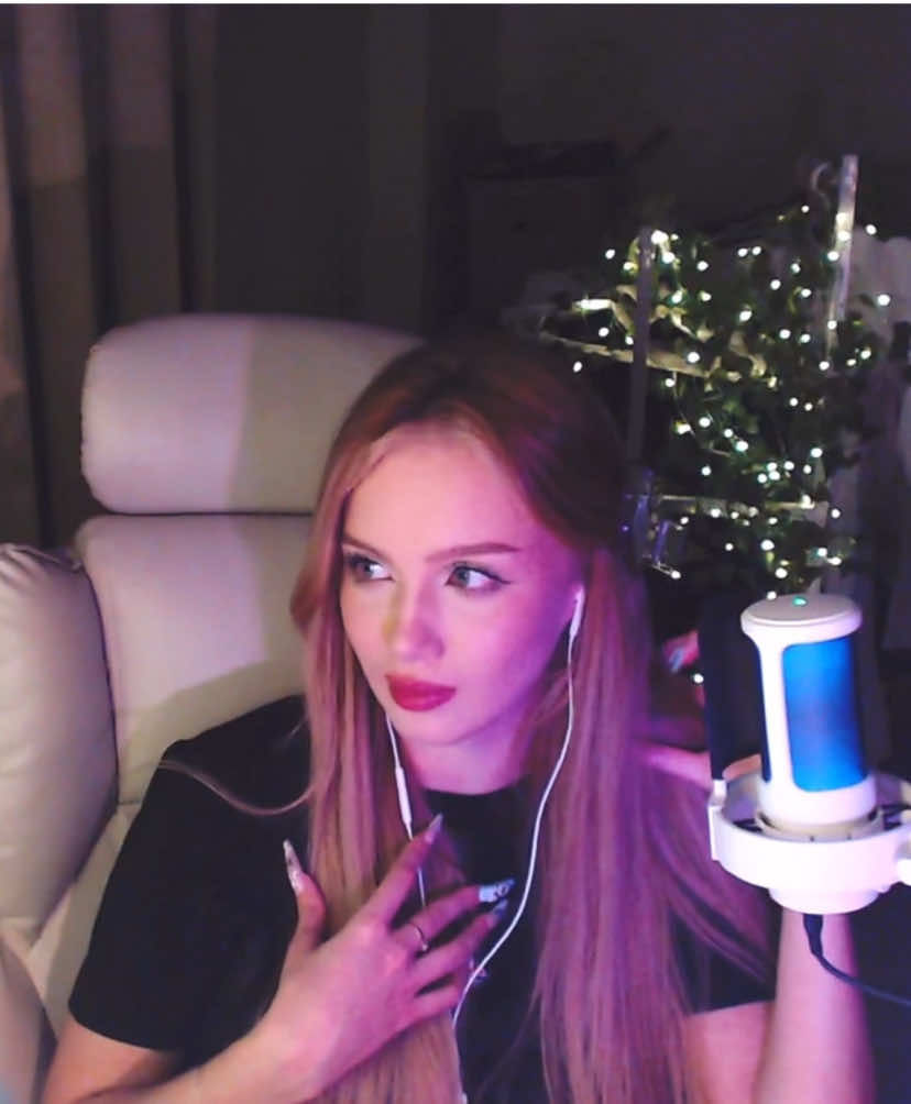 twitch: lumitalle #аринашикина #люмиталле #ариналюмиталленарезки #ариналюмиталле #luminapensii #lumitalle 