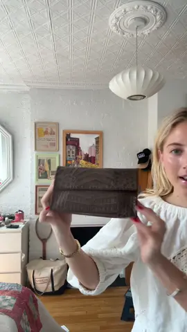 an @The RealReal stan these days #unboxing #therealreal #nycfashion #purse 