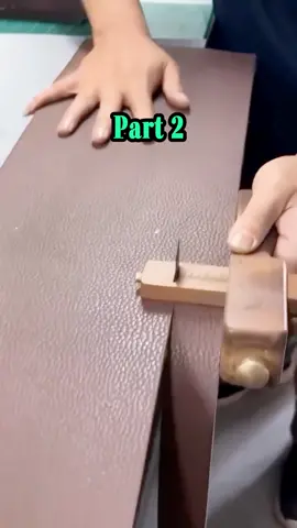 One engine exploded at 40,000 feet. Passengers screamed. The captain shouted: “Get the pilot from seat 14!” My sister burst out laughing, “She's just a toy soldier!” Ten minutes later, I took the controls and landed 300 people alive.