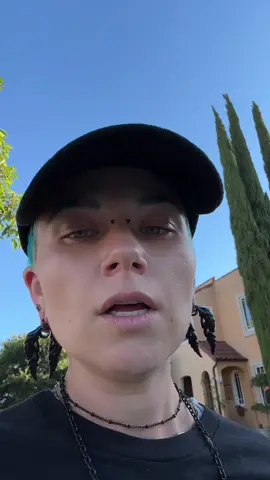 😌👂