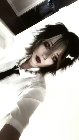 ignore teh hair living in its own world #v系 #vkei #jfashion #foryou i like having multiple styles shhh