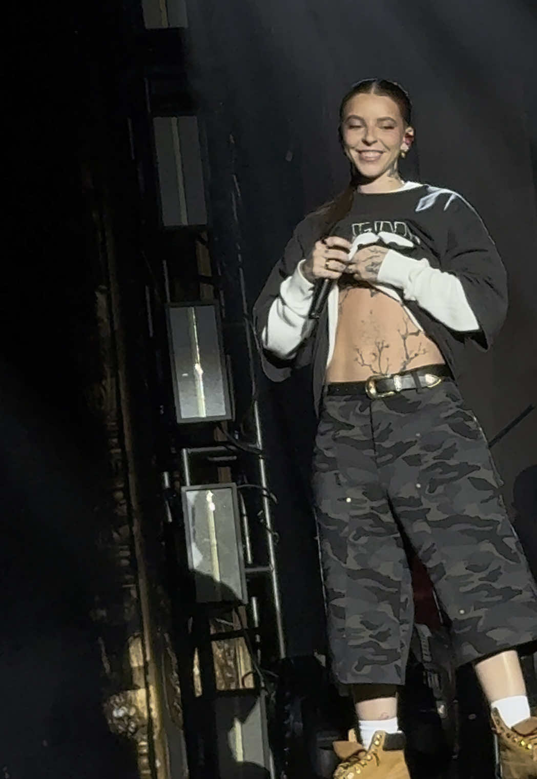 Can we just admire this beauty right here for a little 😩  #YoungMiko #Aragon #BabyMiko #Lollapalooza #2025