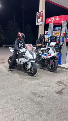 Strapped  #bmw #bmws1000rr #fyp #motorcycle #bike #bikelife 
