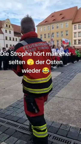 Nationalhymne #nationalhymne #deutschland  #osten #sachsen #heino #feuerwehr #versehentlich @Fuchsberger @Elli Sorglos @fr.bananenschnabel @Ruhrpott Schnalle @Maiks Meinung @AfDgemeinsamFürDeutschland @Auge1703 @Ich @🥀mellüüü🥀mit3Ü 