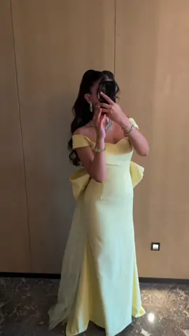 #فستان_سهرة #فساتين #فساتين_ناعمة #سهرات #like #fyp #فساتين_سهره 