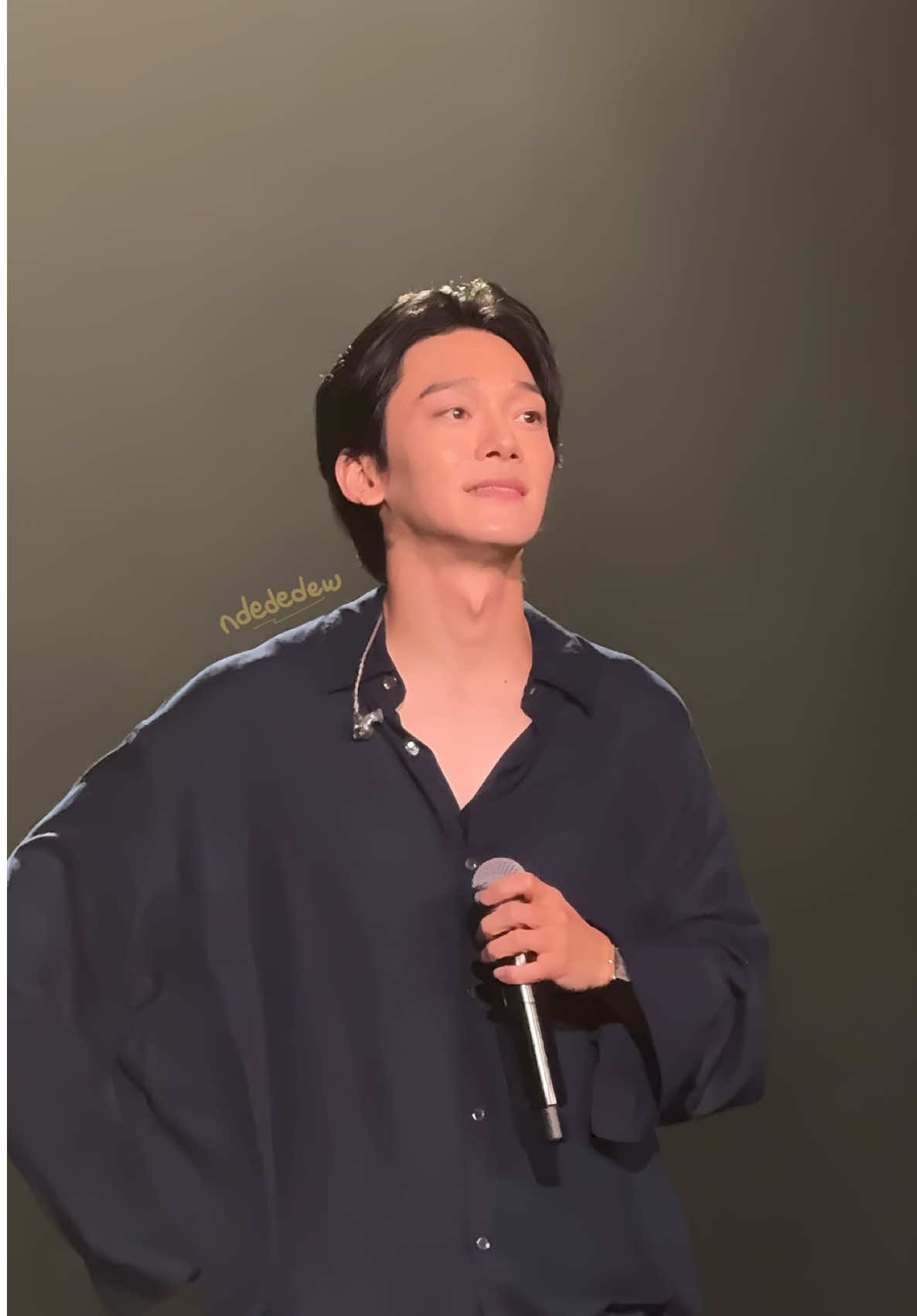 ALLAHUAKBAR KIM JONGDAE 🤯🙌🏻 finally ketemu bias wreckerku seumur hidup 😭🫶🏻 @@CHEN_official @INB100_Official @KOSTCON_official  #chen #exo #kostcon_jakarta 