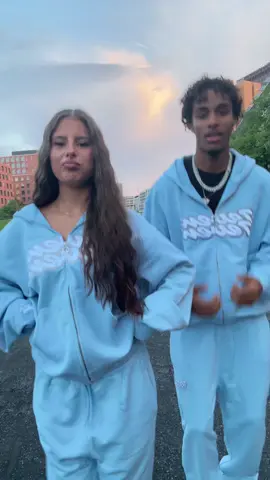 New stuff from @7even7evenclo 🩵 | @Juliette🇨🇺 