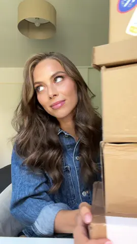 Unboxing tiiiiiiiiime 📦 Merci pour ces cadeaux 🤍 @Rare Beauty @niceworkparisoff @Neutrogena @NIVEA @Nuxe @Coupdecoeuroff  *produits offerts*