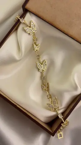 🍓🩷.  #elranchitojewelry #jewelry #cute #viral 