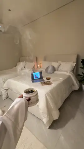 روقان قبل تصويري لإعلاناتي❤️❤️❤️❤️