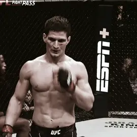 mogged #movsarevloev #ufcrussia #UFC #mmafighter 