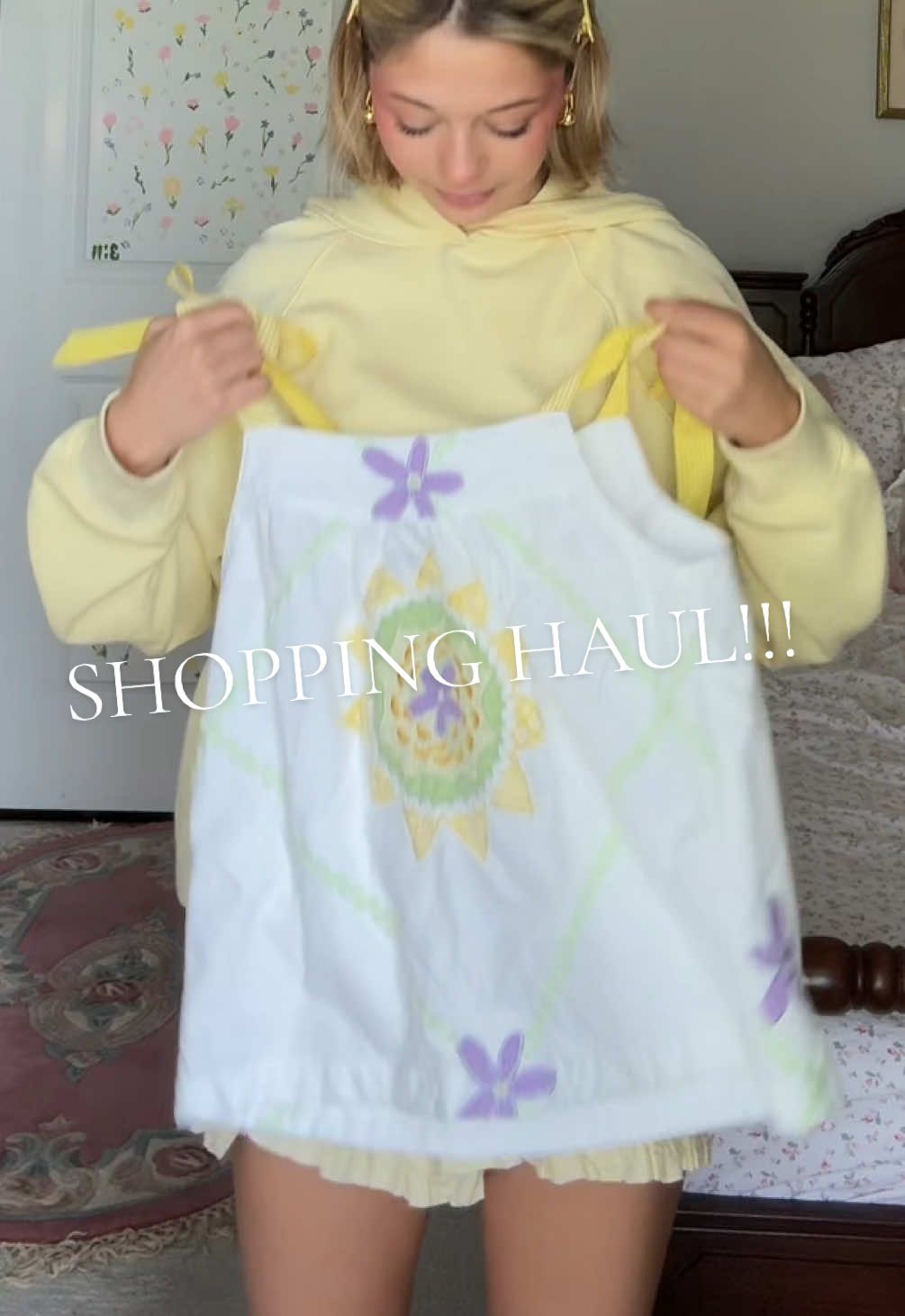 Let me know if you want a try on haul as well!!!🤭 #shoppinghaul #thrifting #antiques #shabbychic #fyp #pink #vintagestyle #vlogs #shabbychicstyle #dailylife #lilianashley 
