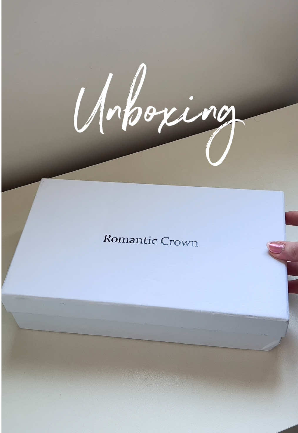 Unboxing dessa belezinha  #unboxing #unboxingvideo #bolsa #romanticcrown #beleza #modafeminina #aesthetic 