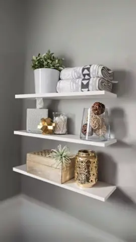 🪞 Kit 3 Prateleiras 30cm MDF Sofisticado Nichos Sala Cozinha Quarto Banheiro Com Kit De Instalação 🪞 Dê uma nova cara ao seu ambiente, com design clean e muito versátil, essa prateleira pode ser usada em todos os ambientes da casa. combine uma ou mais peças e dê o toque na decoração. 🔧 Transforme qualquer cantinho da sua casa com charme e praticidade! 📐 Design sofisticado que combina com sala, quarto, cozinha e até banheiro. 🛒 Garanta já o kit com 3 prateleiras e instalação fácil – clique e leve agora! Cole o código ATX-AZZ-XAJ na 🔍 da shopee e garanta a sua agora mesmo 🛍️ Prateleira 100%mdf de alta qualidade. Detalhes do produto: Comprimento: 30cm, Profundidade:10cm, Espessura:15mm e Cor: preto fosco Itens inclusos: 03 Prateleiras + Kit instalação #prateleira #prateleiramdf 