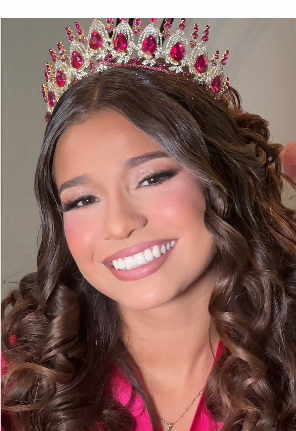 Ok ok nobody panic 🫣 Another beautiful quinceañera for the books 💖 #losangelesmakeupartist #pasadenamakeupartist #hollywoodmakeupartist 