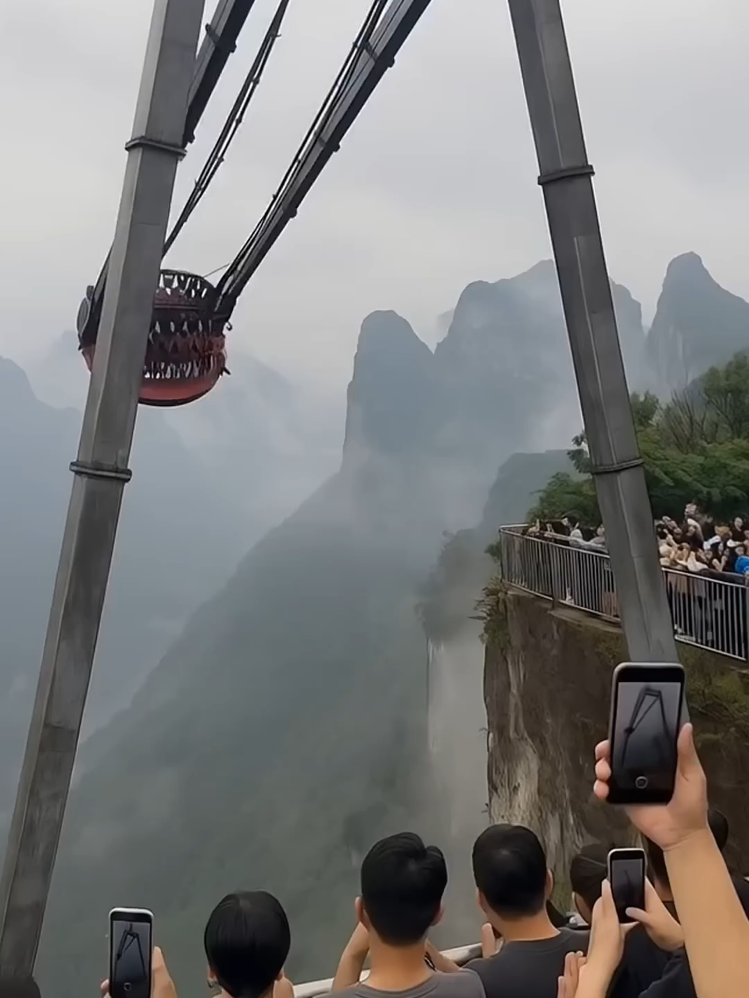😱 Cliff Swing SNAPS Mid-Air — They DROP Into the Fog 💀  #cliff #swing #drop #incident #asmr #fyp #DIY #new #real #shorts #explore #foryou #latest #lifelessons