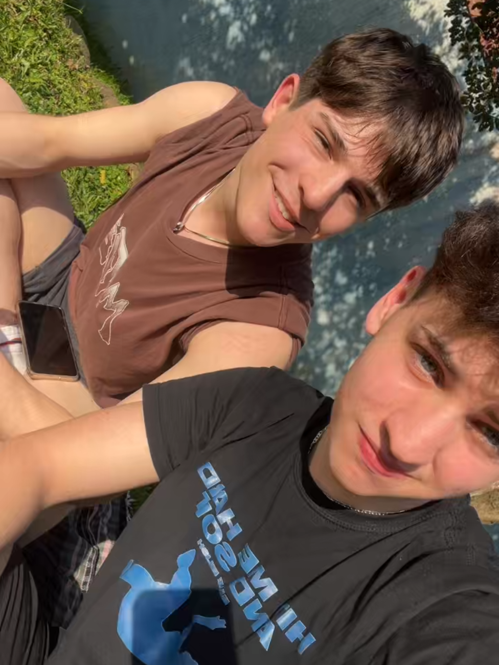 @vi 🇧🇷 pra sempre a gente 🤍 #couplegoals #dateideas #foryou #gay #boyfriends #couple #fy #fyp #painting #tvgirl 