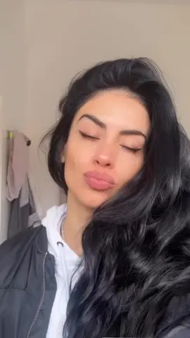 saturday mood!!!🦁 familia linda de tick tock como están todos pasando por aquí a saludarlos feliz  sábado 🦁💛