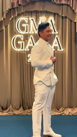 #JakRoberto didn’t blend in — he defined the evening. #GMAGala2025