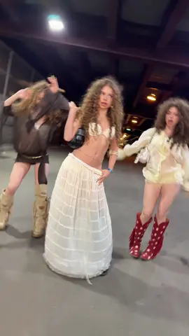 GOT THESE B MAD AGAIIINNN  @demitrakalogeras @Eliana Kalogeras 