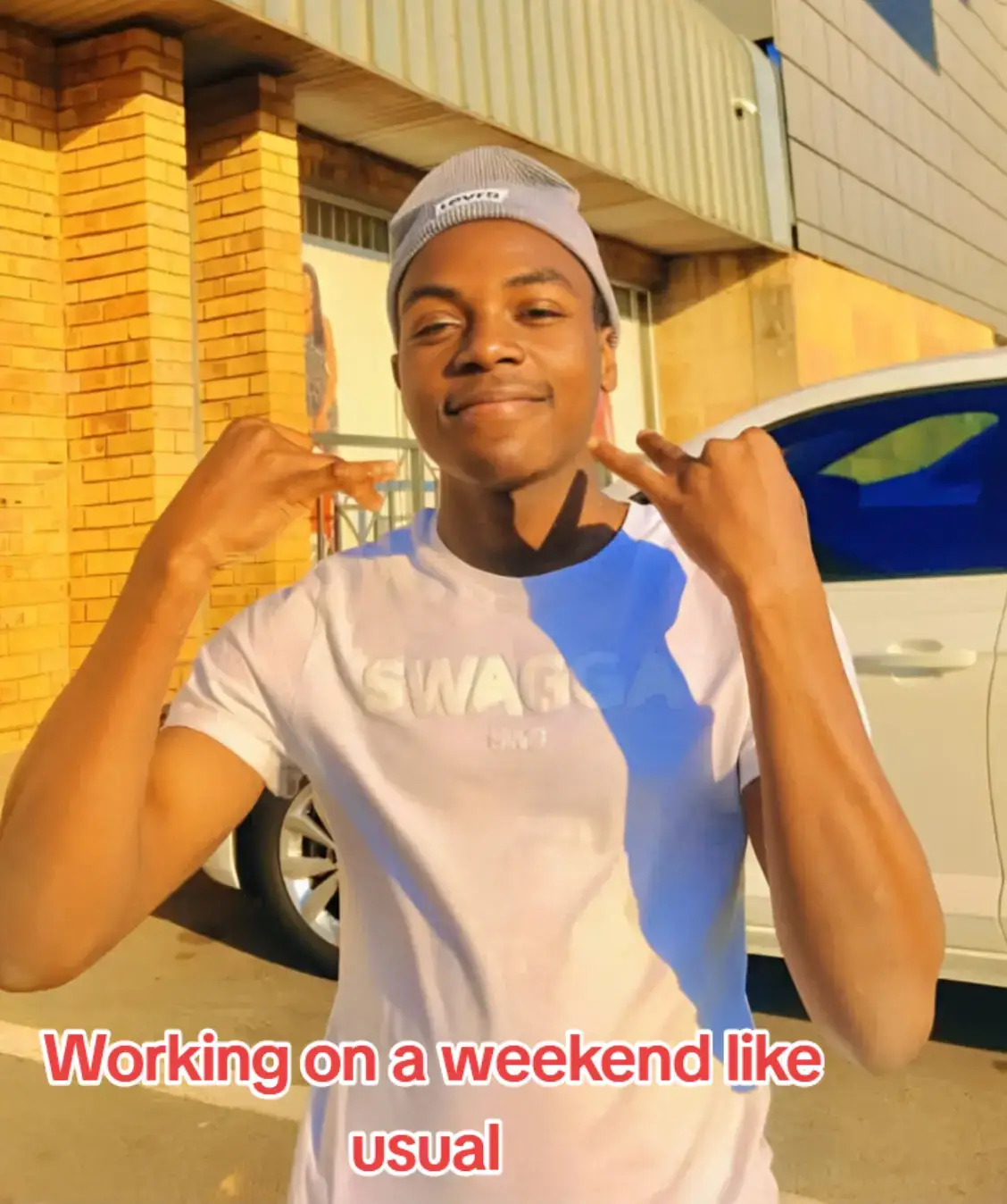 #working #on #a weekend #like  #usual  @drakerelated_ 